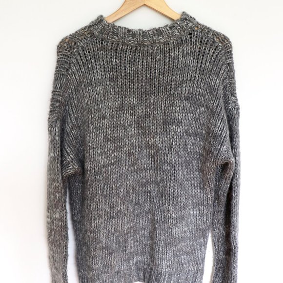 Cable-knit Sweater - Picture 2 of 3